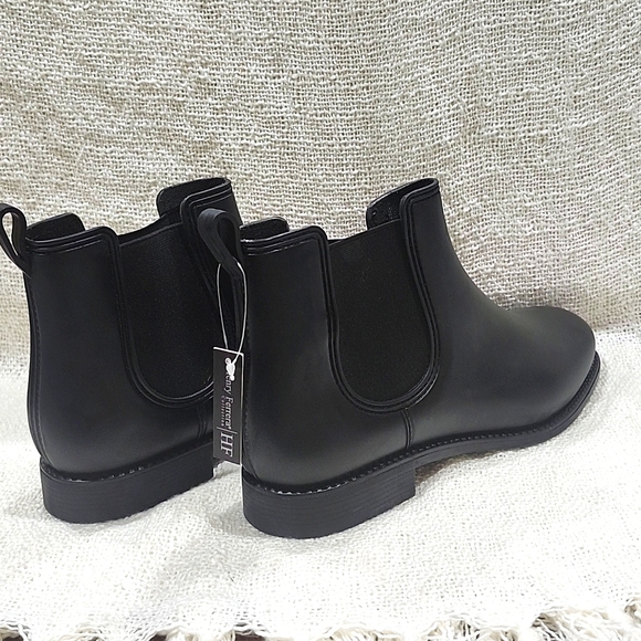 Henry Ferrera Black Matte Marsala Chelsea Rain Boots - Picture 4 of 6